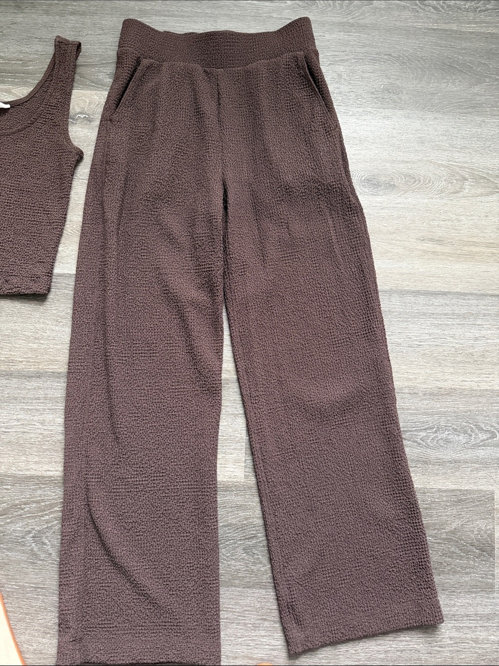 Lou & Grey Lounge Set - Picture 4 of 5